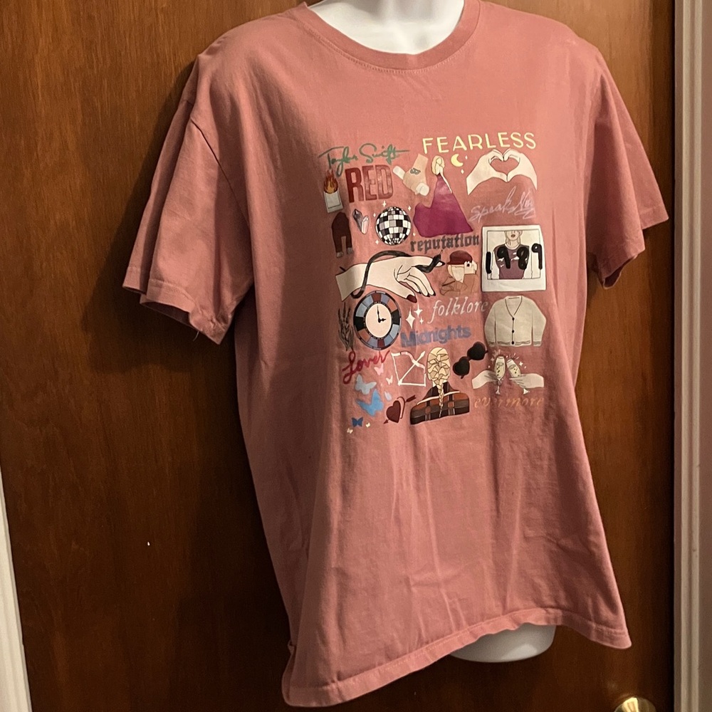 Taylor Swift Tee